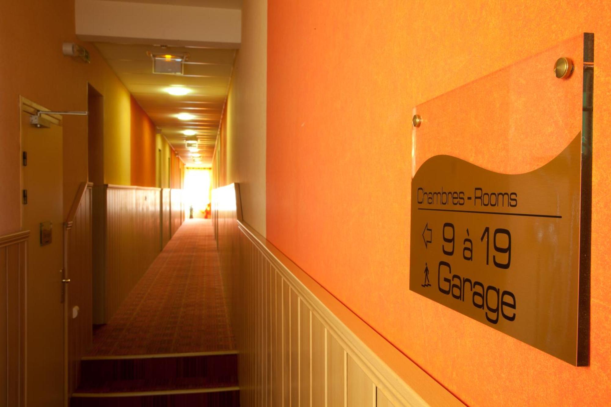 Hotel Bristol شالو أو شُمْبانيِ المظهر الخارجي الصورة