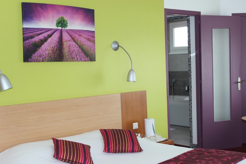Hotel Bristol شالو أو شُمْبانيِ المظهر الخارجي الصورة