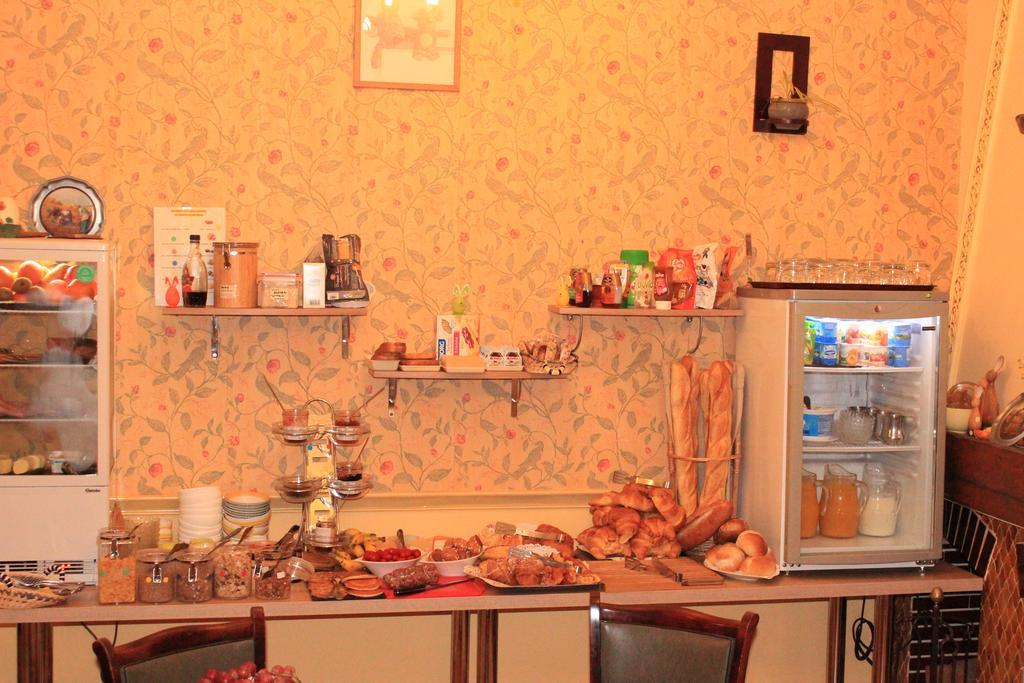 Hotel Bristol شالو أو شُمْبانيِ المظهر الخارجي الصورة